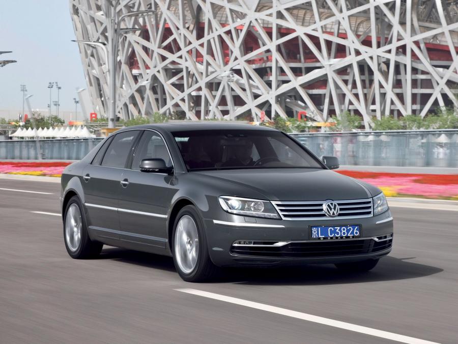  Volkswagen Phaeton W12 2010 года  (фото 5 из 15)